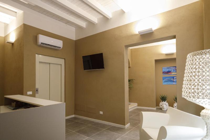 Palazzo Mancina - image 12