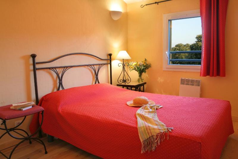 Two-Bedroom house (4 persons) image 3