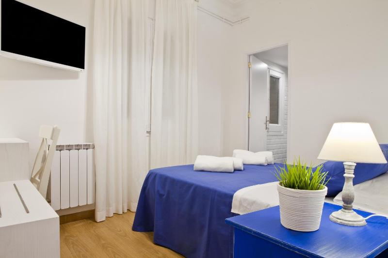 Double Room with Private Bathroom image 4
