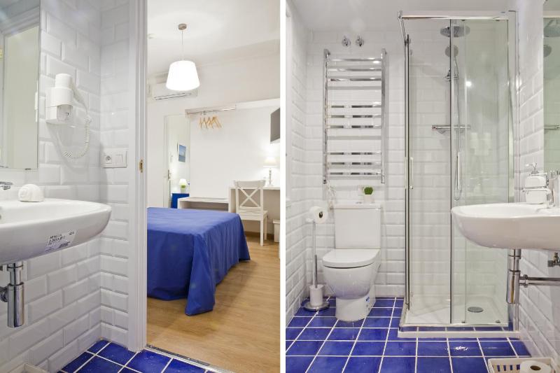 Double Room with Private Bathroom image 3