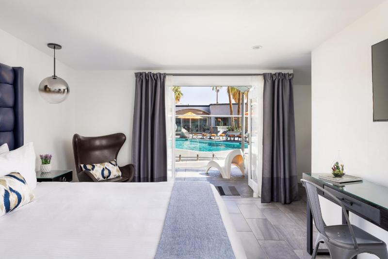 The Palm Springs Hotel - image 30