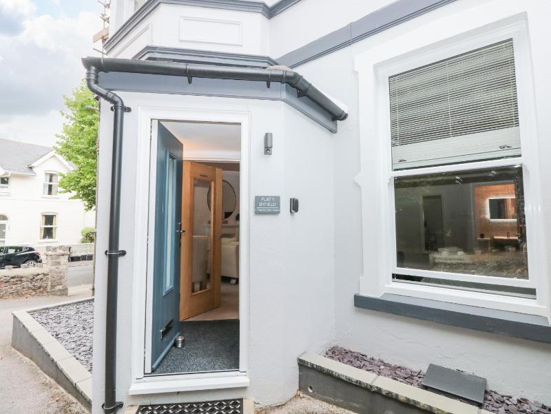 Flat 1 Byfield - image 16