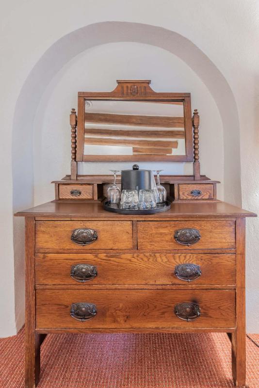 Standard Queen Room image 2
