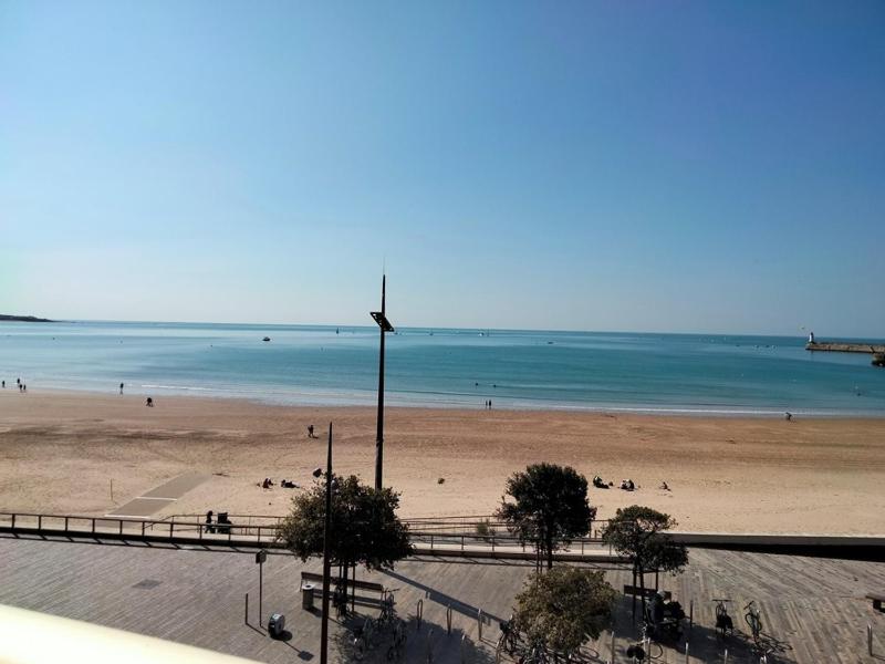 LES SABLES D'OLONNE -FACE MER - STUDIO 2 personnes - FR-1-331-218 - image 9