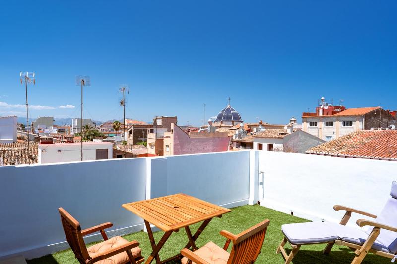 Penthouse Duplex 4 PAX by costablancarent - image 8
