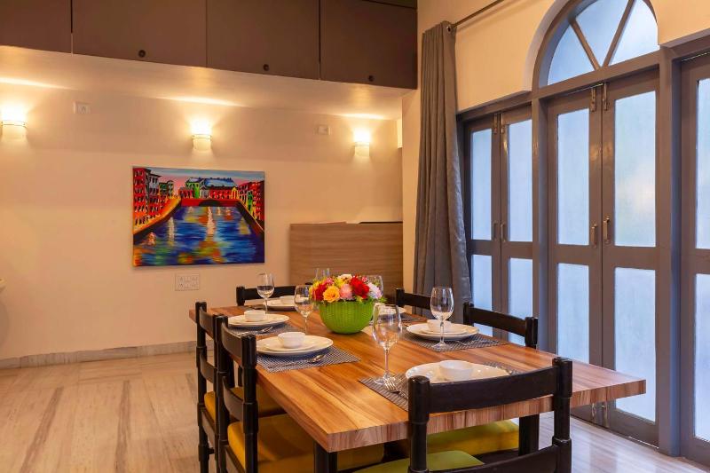 StayVista's Grey Mosaics - Vasai - 5BHK Villa with Pool Table & Private Pool - image 12