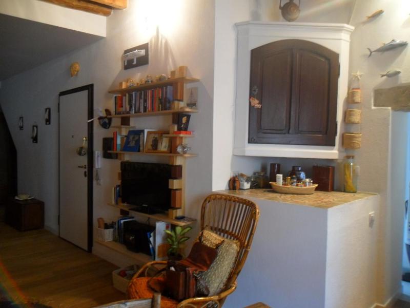 Studio Apartment with Sea View image 2