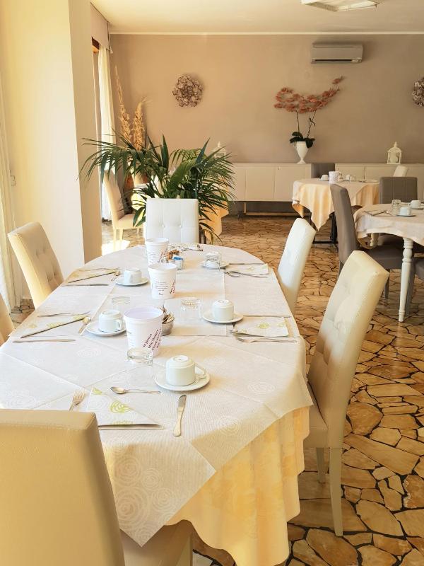 Park Hotel Castello - image 13