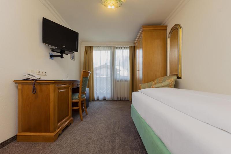 Single Room image 1