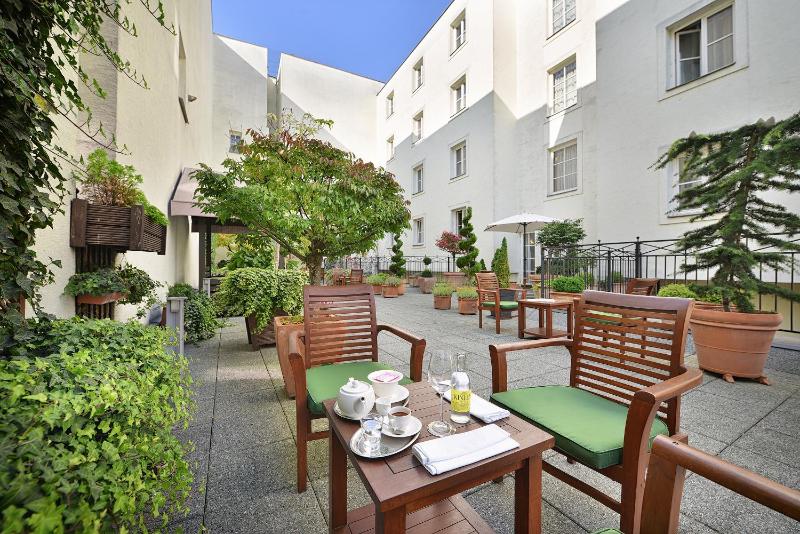 Executive Double Room image 2