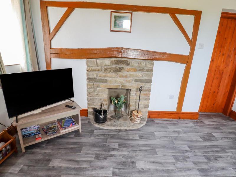 The Cottage - image 25