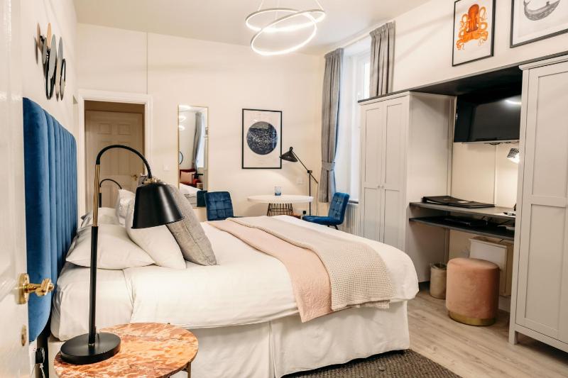 Junior Suite image 3