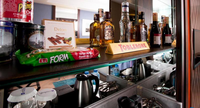 Executive Room image 4