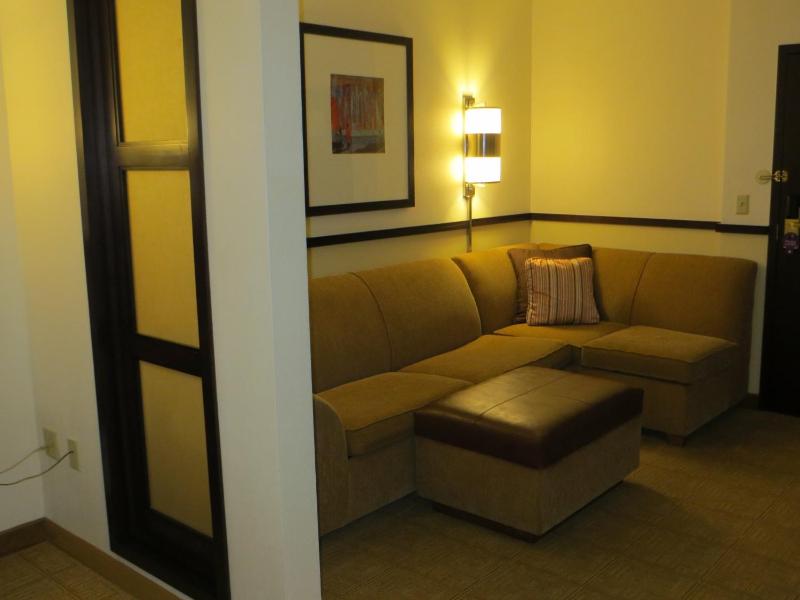 King Room with Sofa Bed image 3