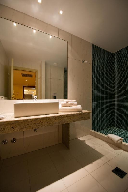 Classic Double Room with Lake view image 1