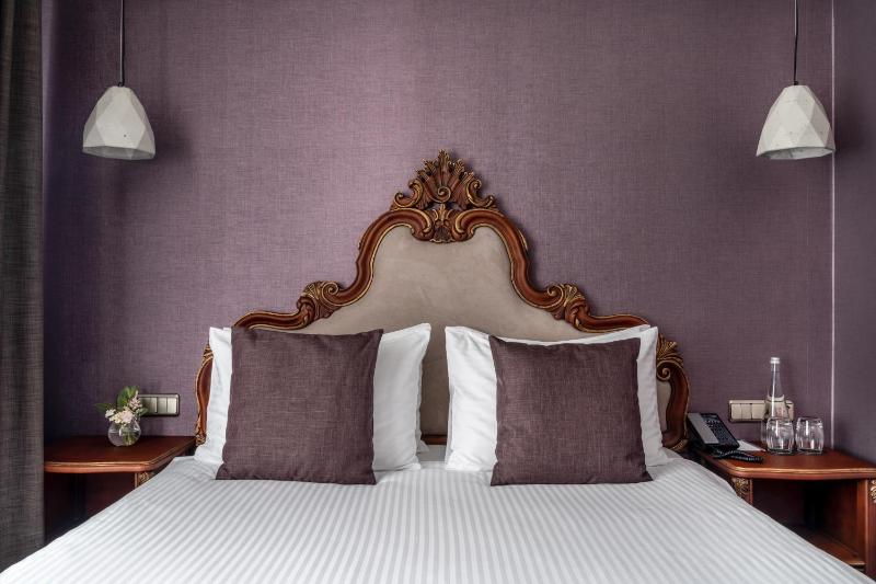 Standard Double Room image 4