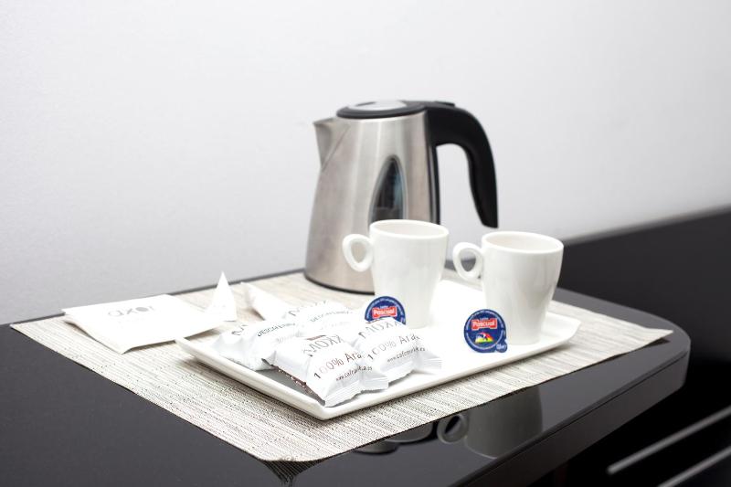 Premium Double Room with free airport shuttle image 2