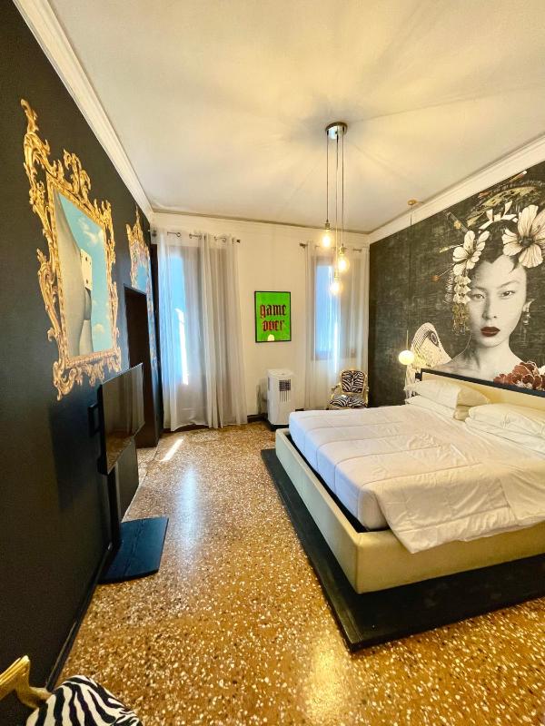 Royal Rialto Apartment - Grand Canal View - image 6