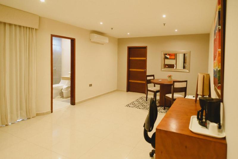 Howard Johnson Hotel Versalles Barranquilla - image 41