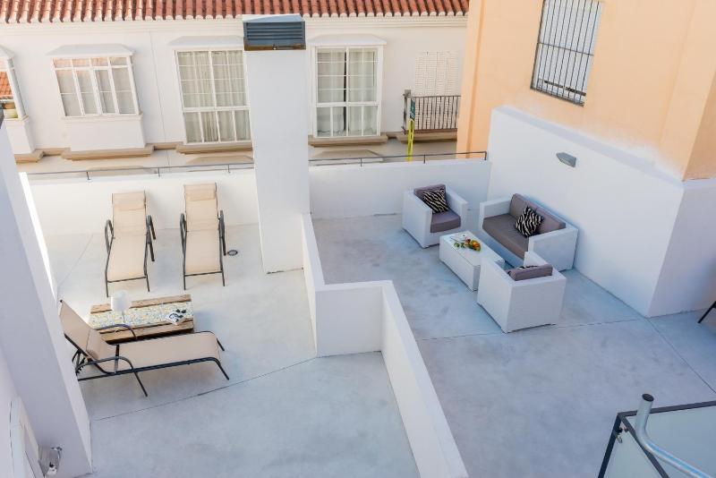 Studio Apartment image 1