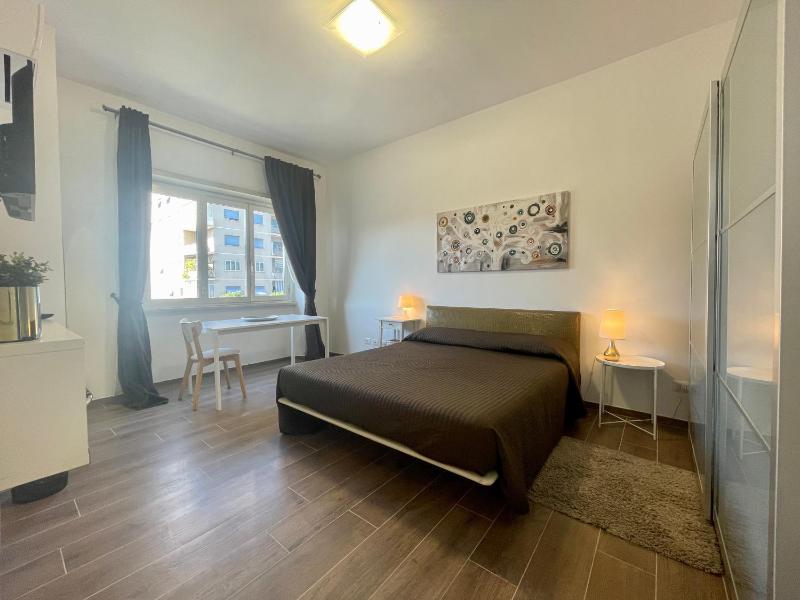 Two-Bedroom Apartment with Balcony image 4