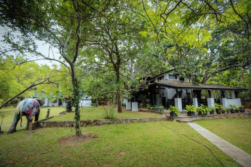 Hotel Sigiriya Kele - image 12