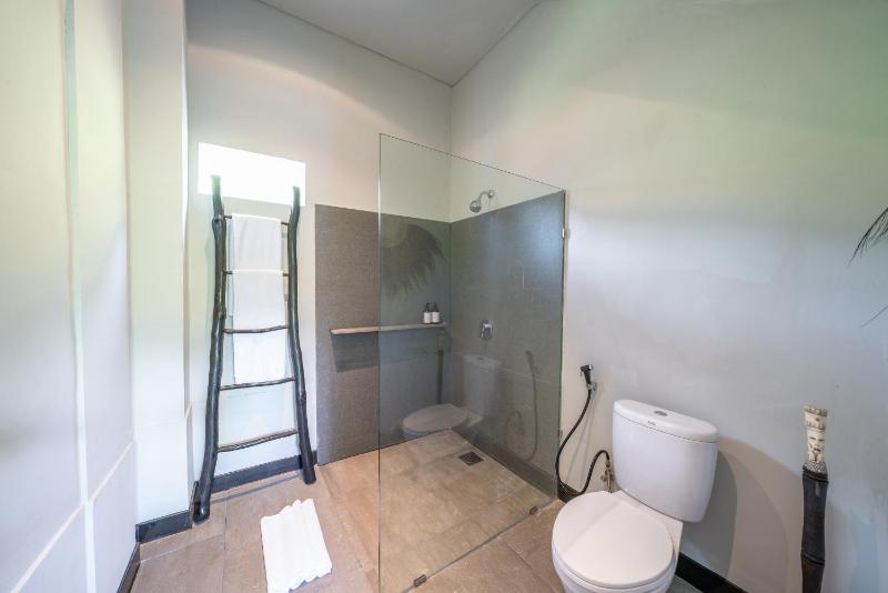 Villa Wiraja 1 - Modern 4 bdr villa in Berawa - image 47