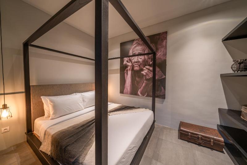 Villa Wiraja 2 - Classy 4 bdr villa in the heart for Canggu - image 47