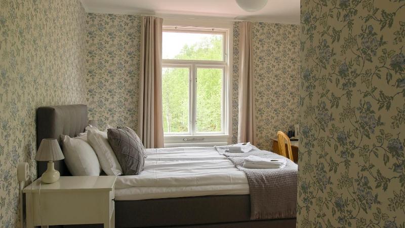 Double Room image 4
