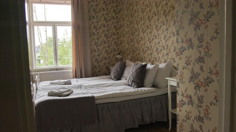 Double Room image 3