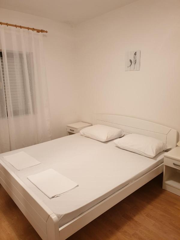 Double Room image 1