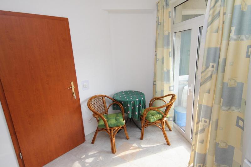 One-Bedroom Apartment with Terrace image 4