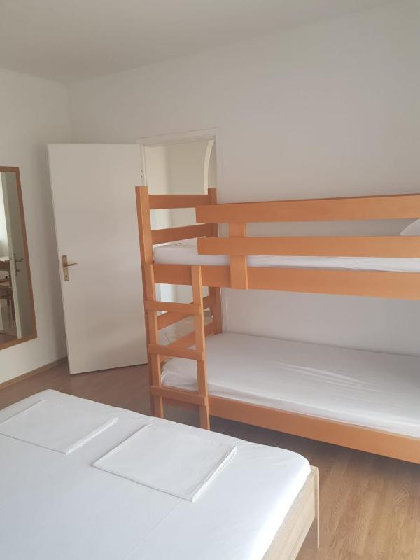 One-Bedroom Apartment with Terrace and Sea View image 3