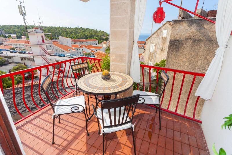 Studio with Terrace and Sea View image 3