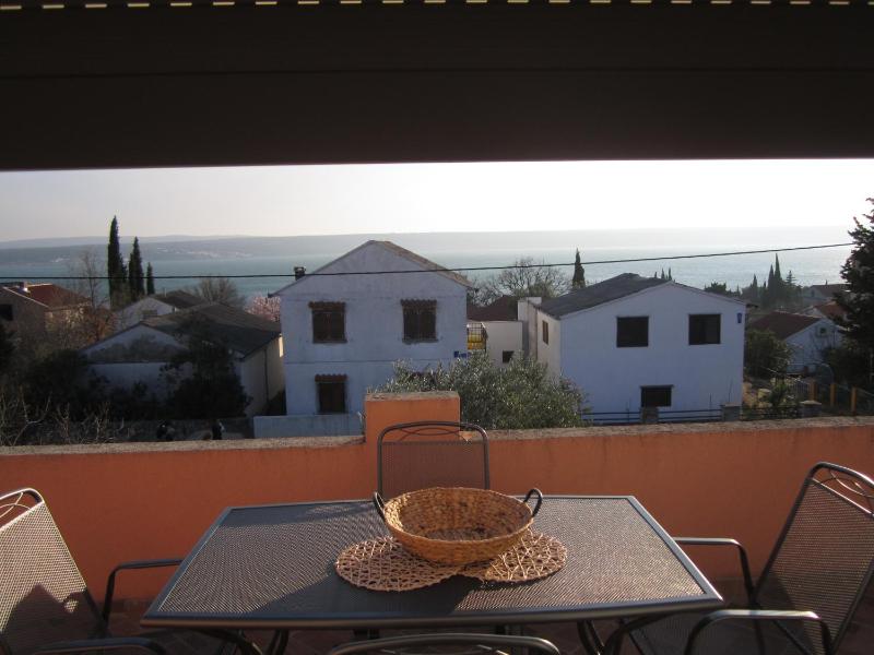 Two-Bedroom Apartment with Terrace and Sea View image 2