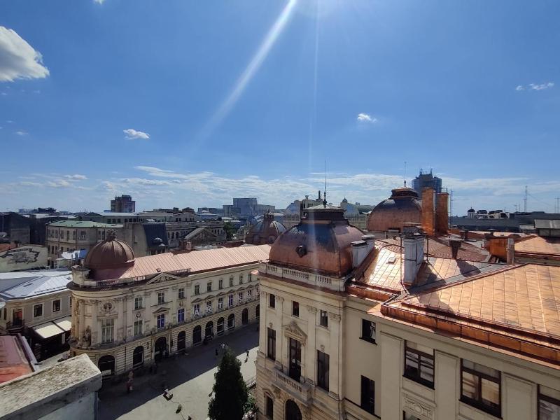 Wonderful Room Balcony image 3