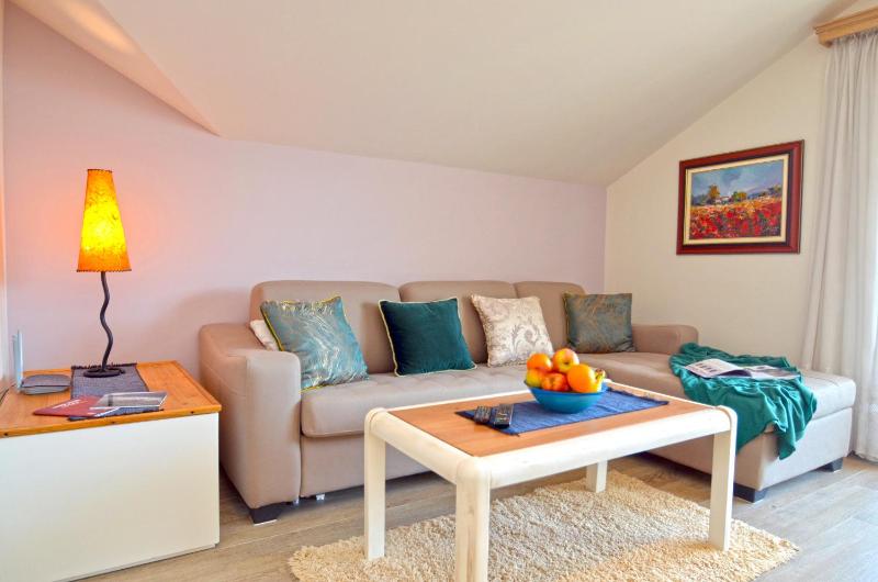 Apartment image 2