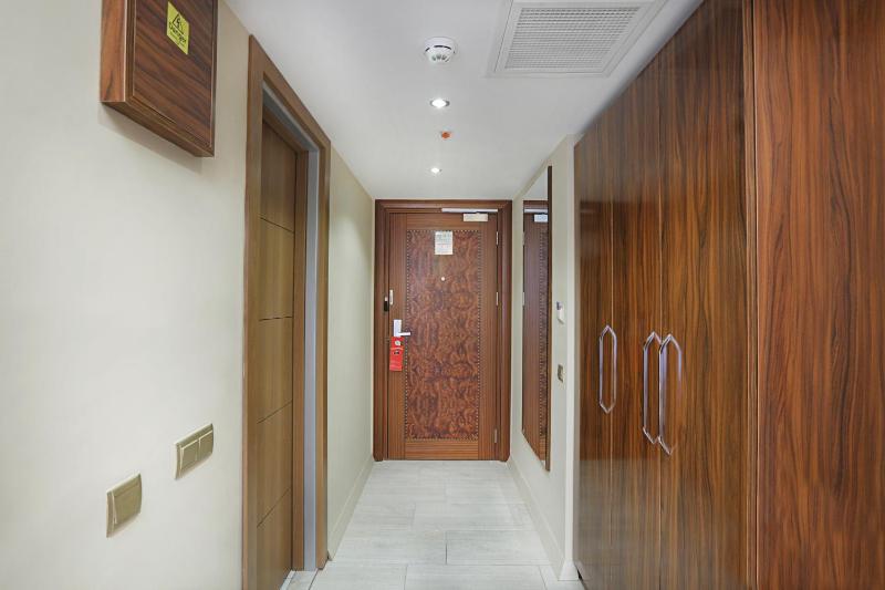 Deluxe Single Room image 3