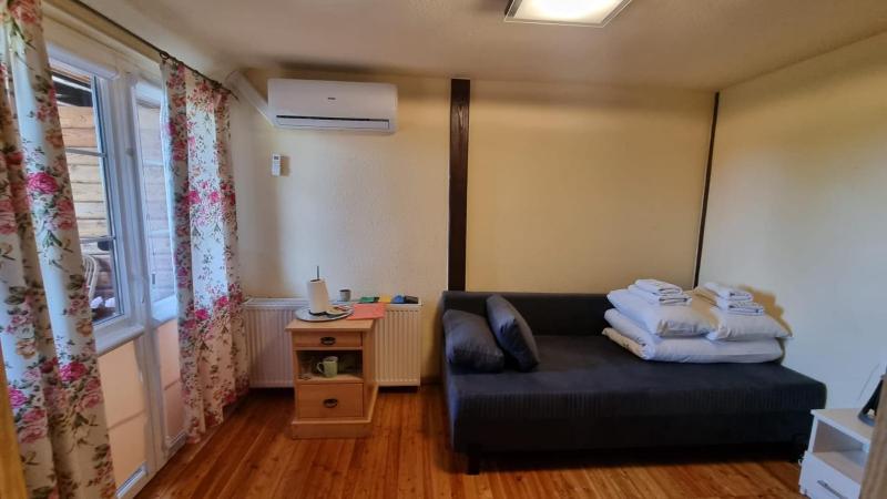 Double Room with Private Bathroom image 4