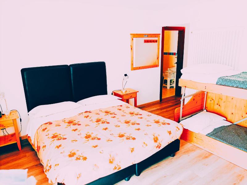 Triple Room image 4