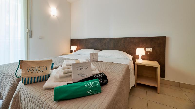 Apartment with 2 Private Bathrooms image 2