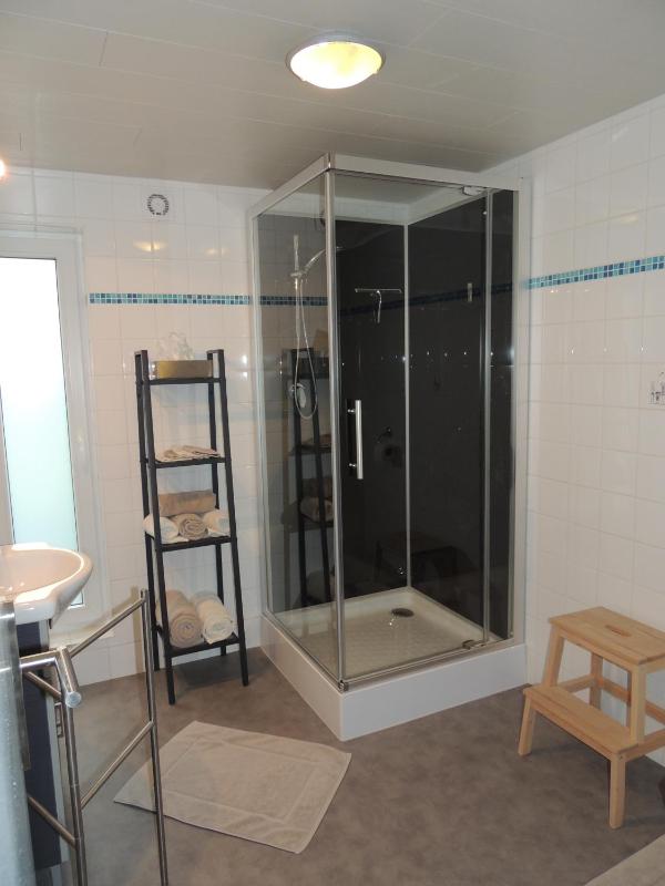 Double Room with Private Bathroom image 4