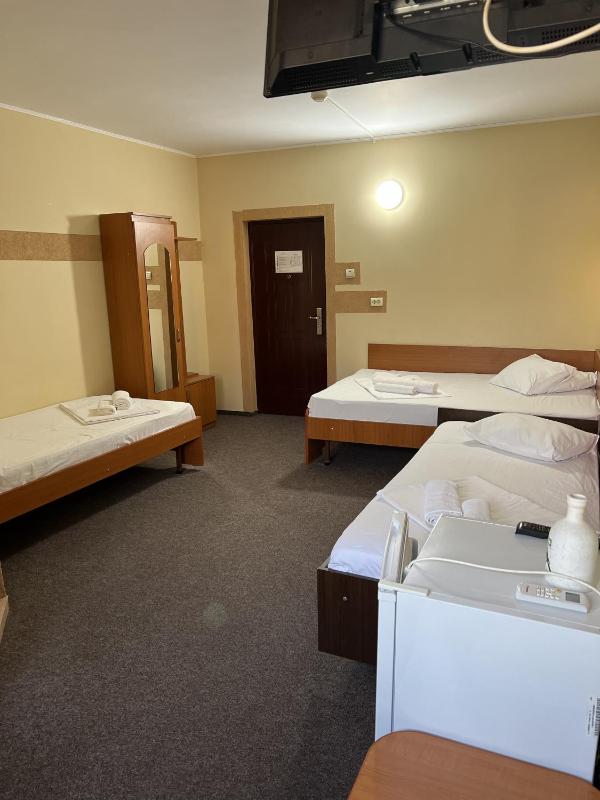 Triple Room image 4