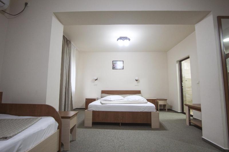 Apartment image 4