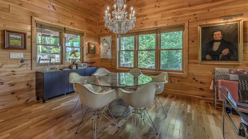 Endless Echo- Dog Friendly Close to Activities Party Porch! - image 12