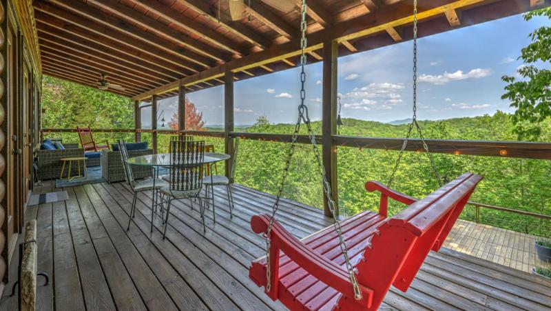 Endless Echo- Dog Friendly Close to Activities Party Porch! - image 46