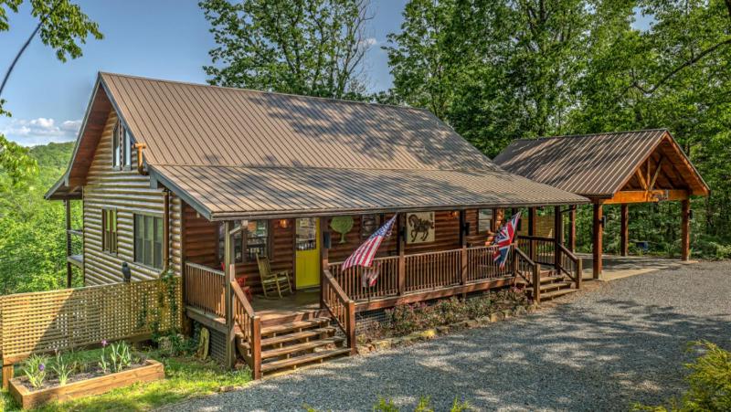 Endless Echo- Dog Friendly Close to Activities Party Porch! - image 19