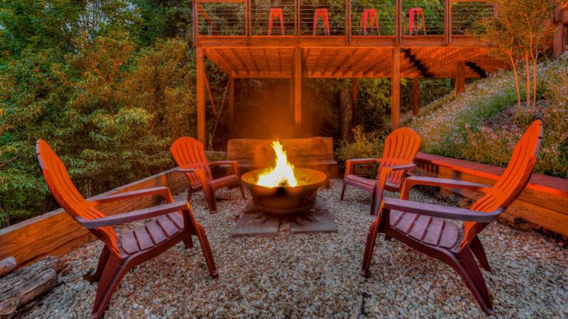 Endless Echo- Dog Friendly Close to Activities Party Porch! - image 18