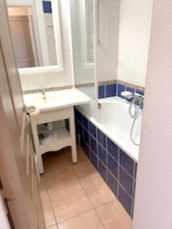 Appartement avec piscine à Six-Fours-les-Plages 32 m² vue mer - image 31