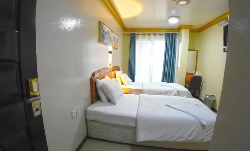 Twin Room image 1
